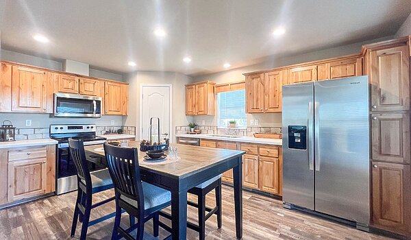 Siskiyou Series Brook SI24362A by Cavco Millersburg - Palm Harbor